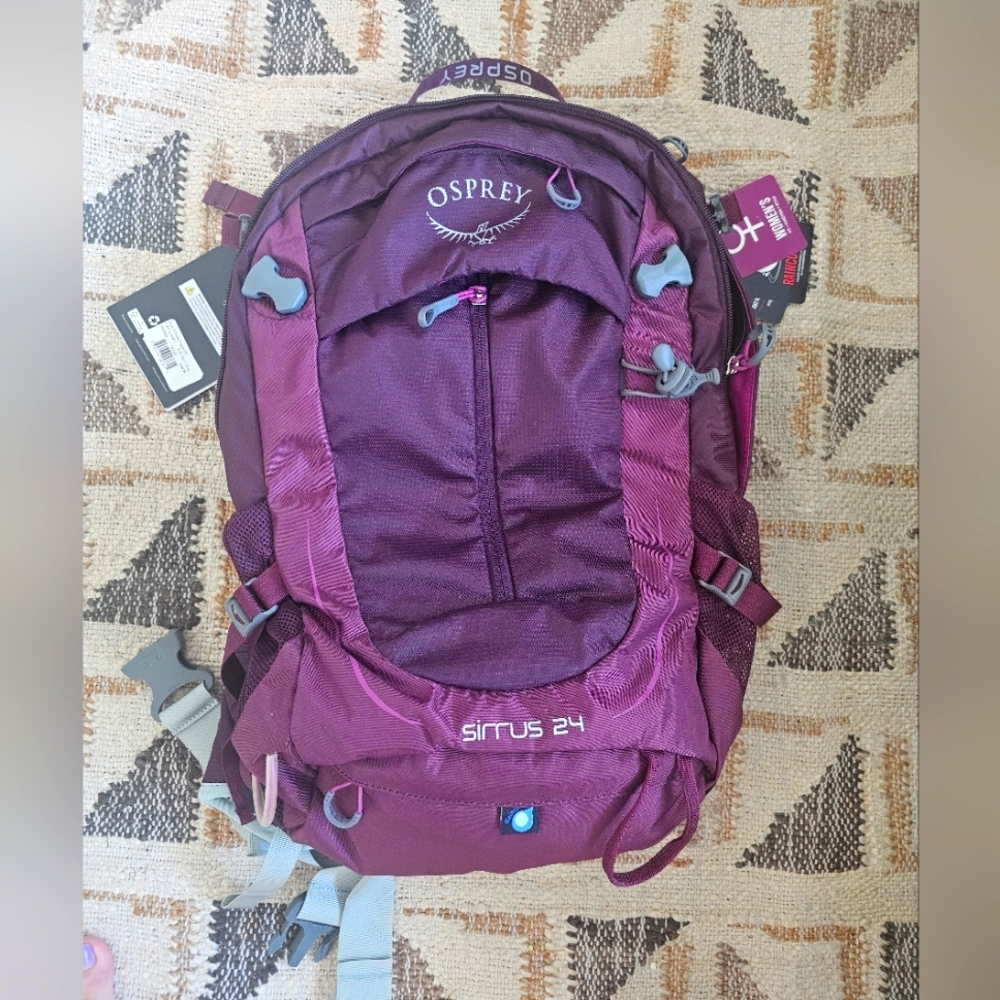 OSPREY SIRRUS 24